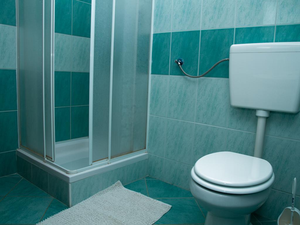 Guest House Pri Treh Lipah Ptuj Quarto foto